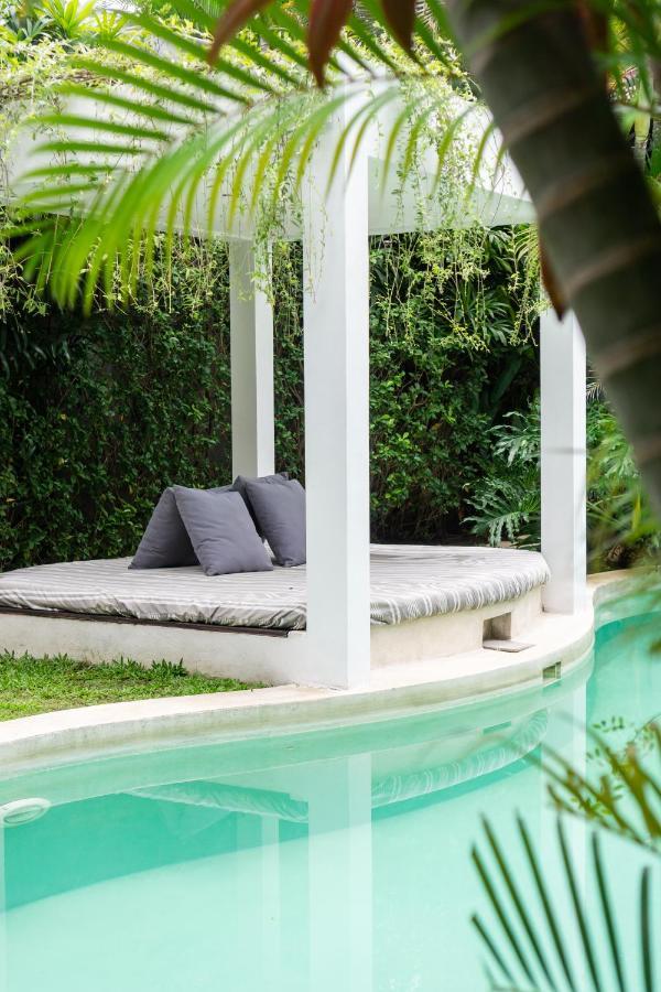 Villa Alice By Villa Finder Seminyak  Bagian luar foto