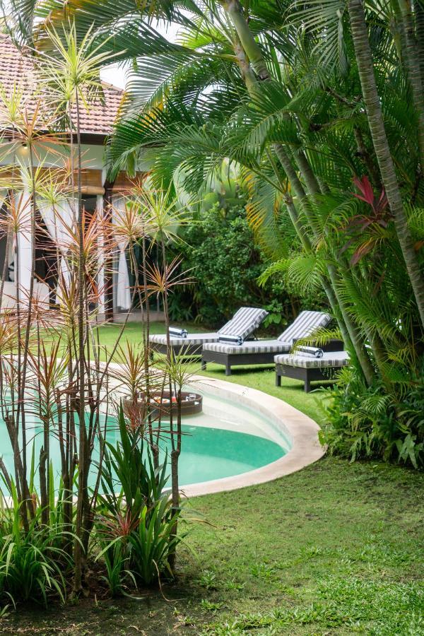 Villa Alice By Villa Finder Seminyak  Bagian luar foto