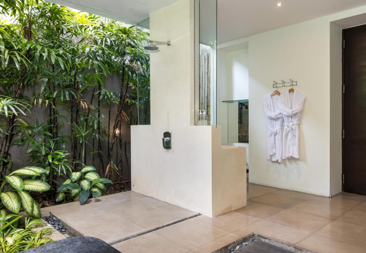Villa Alice By Villa Finder Seminyak  Bagian luar foto