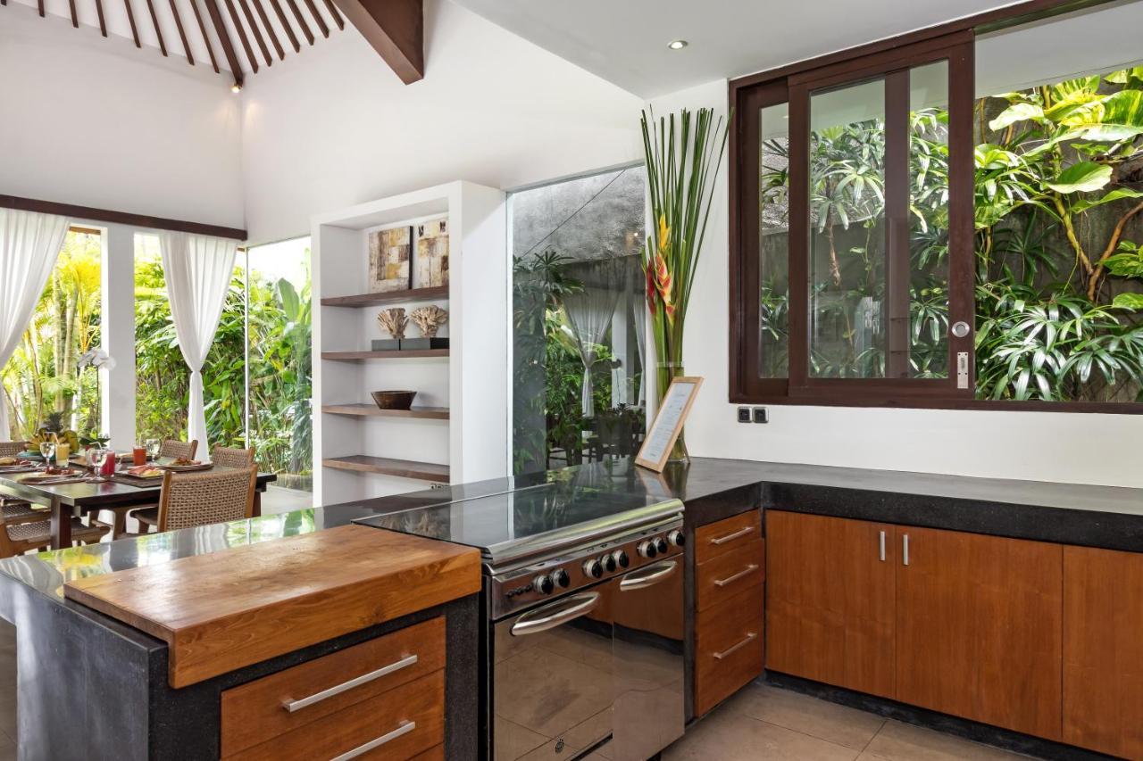 Villa Alice By Villa Finder Seminyak  Bagian luar foto