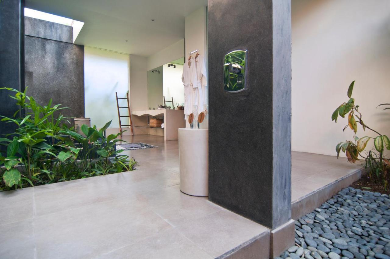 Villa Alice By Villa Finder Seminyak  Bagian luar foto